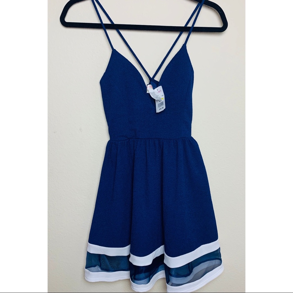 NWT A’GACI fit and flare plunge mini dress